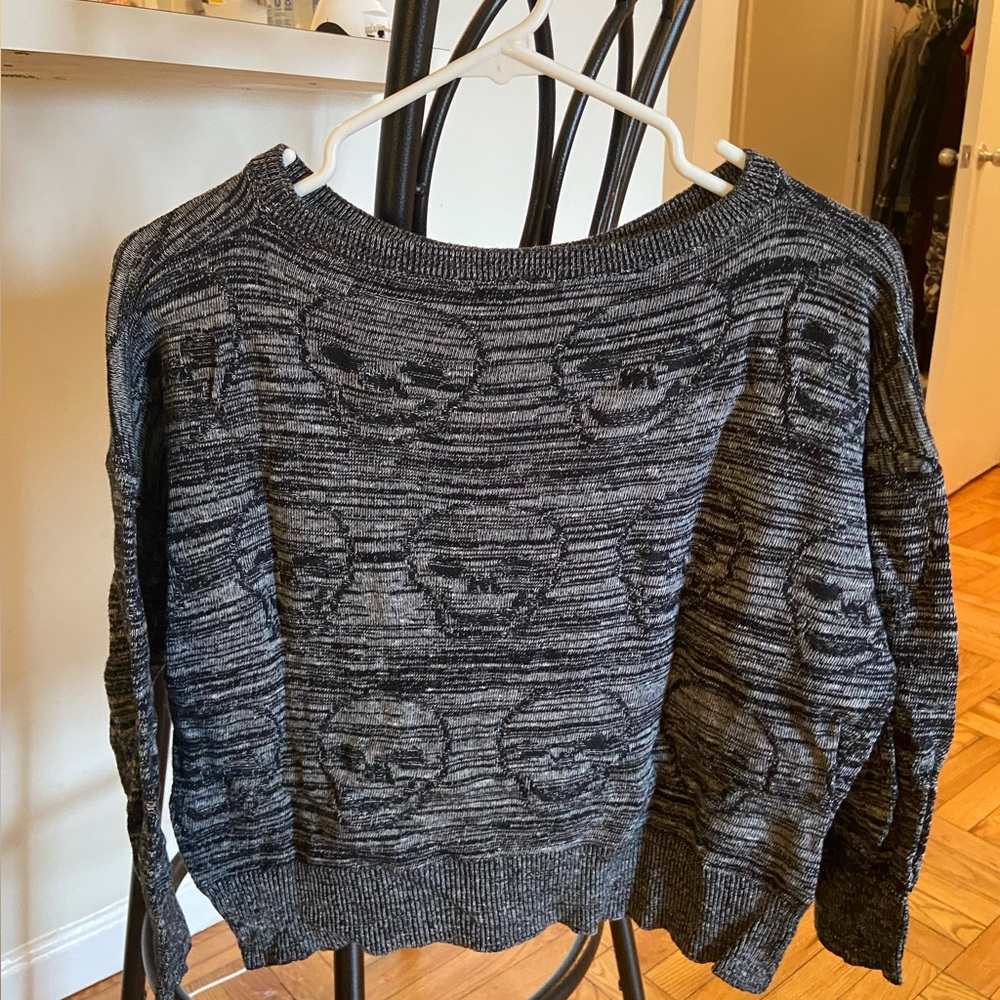 Skull sweater
